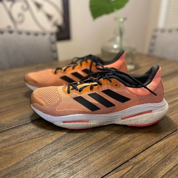 Adidas Solar Glide 5 Men's Sneakers Size 12.5 Flash Orange Turbo GX5470 EUC - Picture 1 of 8
